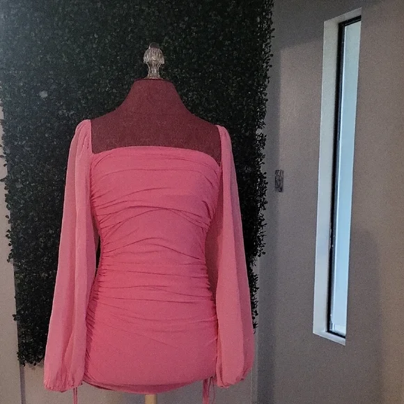 Elegant Pink Ruched Dress - Picture 2 of 7